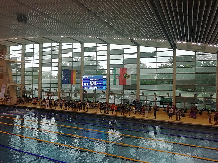 _bwbochum/medien/Schwimmen/Schwimmen_Fotos-2019/2019-DMK-SMK_Suedbad.jpg