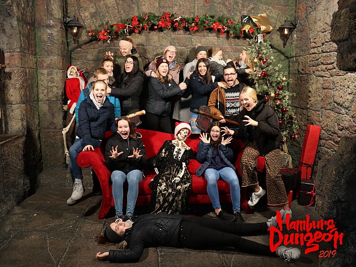 _bwbochum/medien/Schwimmen/Schwimmen_Fotos-2019/2019-Winterzauber-DMS-Dungeon.jpg