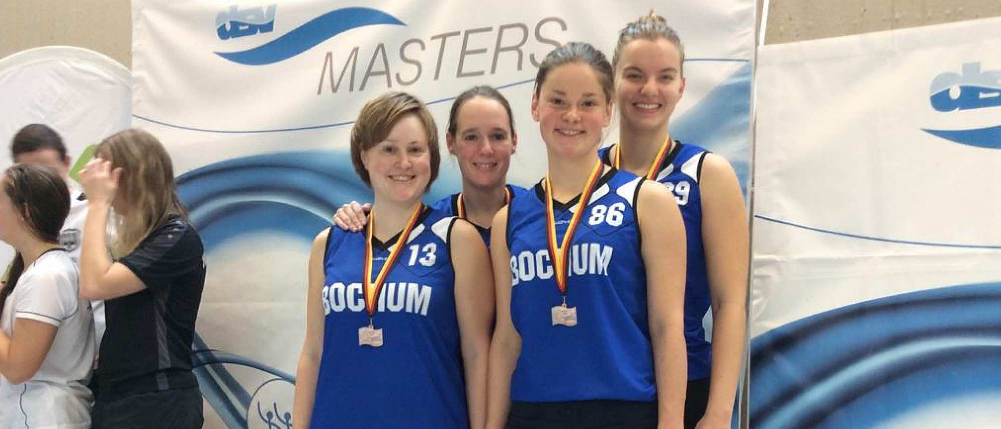 _bwbochum/medien/Schwimmen/Schwimmen_Fotos-2019/DKMM-2019_Staffelbronze.jpg