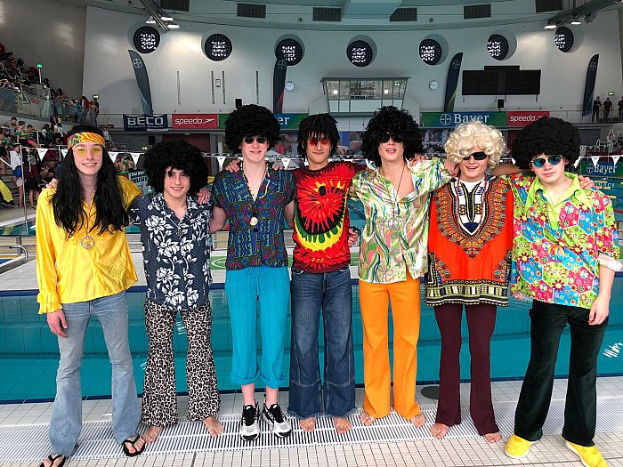 _bwbochum/medien/Schwimmen/Schwimmen_Fotos-2019/DMSJ-NRW-2019-B-Jugend-maennlich-Hippies.jpg