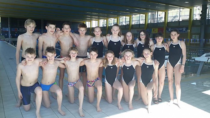 _bwbochum/medien/Schwimmen/Schwimmen_Fotos-2019/TL_2019_NRW_Team-Foto_im_Bad.jpg