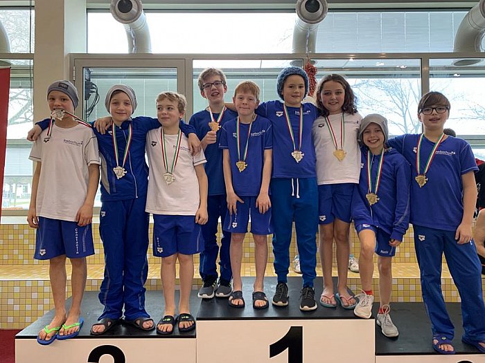 _bwbochum/medien/Schwimmen/Schwimmen_Fotos-2020/SWF-MS-SMK-Medaillengewinner.jpg
