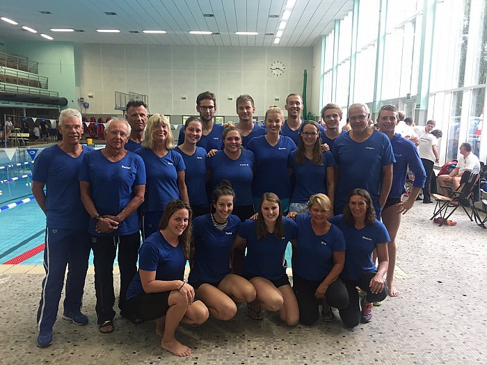 _bwbochum/medien/bilder_2018/2018_fotos_schwimmen/2018_09-Master-DMS-Mannschaft.jpg