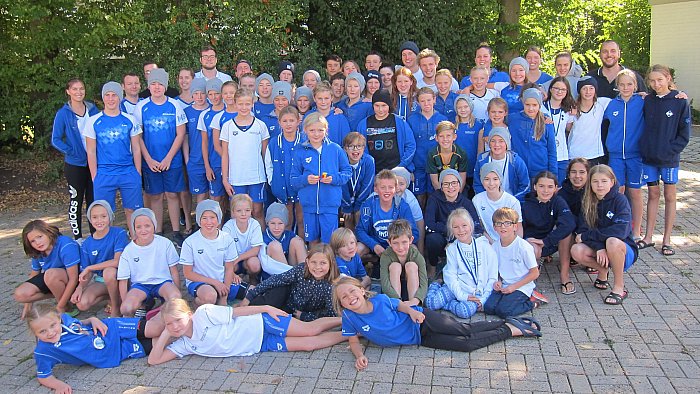 _bwbochum/medien/bilder_2018/2018_fotos_schwimmen/2018_09_29-Stadtmeisterschaften-BWB-Team.jpg