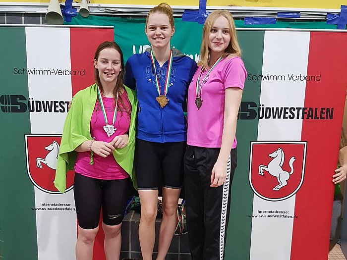 _bwbochum/medien/bilder_2018/2018_fotos_schwimmen/2018_12_16-SWF-50Fw-Siegerehrung-Wilden.jpg