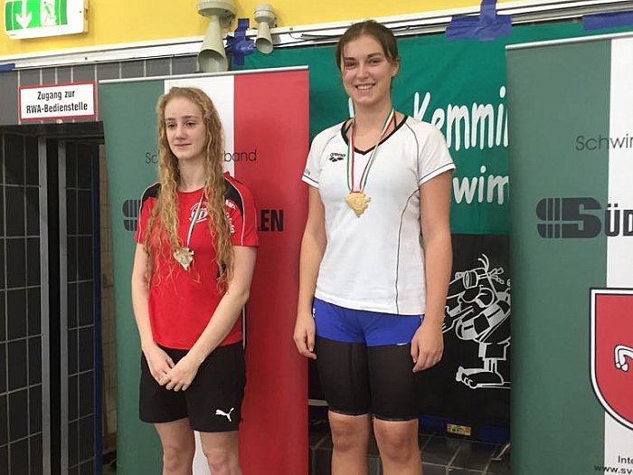 _bwbochum/medien/bilder_2018/2018_fotos_schwimmen/2018_12_16-SWF-Juniorinnen-w-Siegerehrung-Marx.jpg